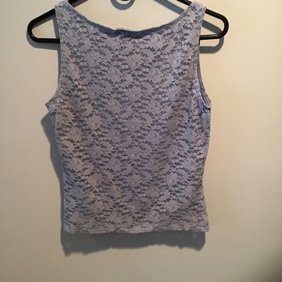 Modern Essential Light Blue Lace Sleeveless Tank - Picture 2 of 2